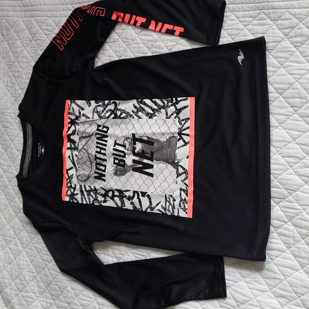 NWOT - Athletic Long sleeve Basketball Top